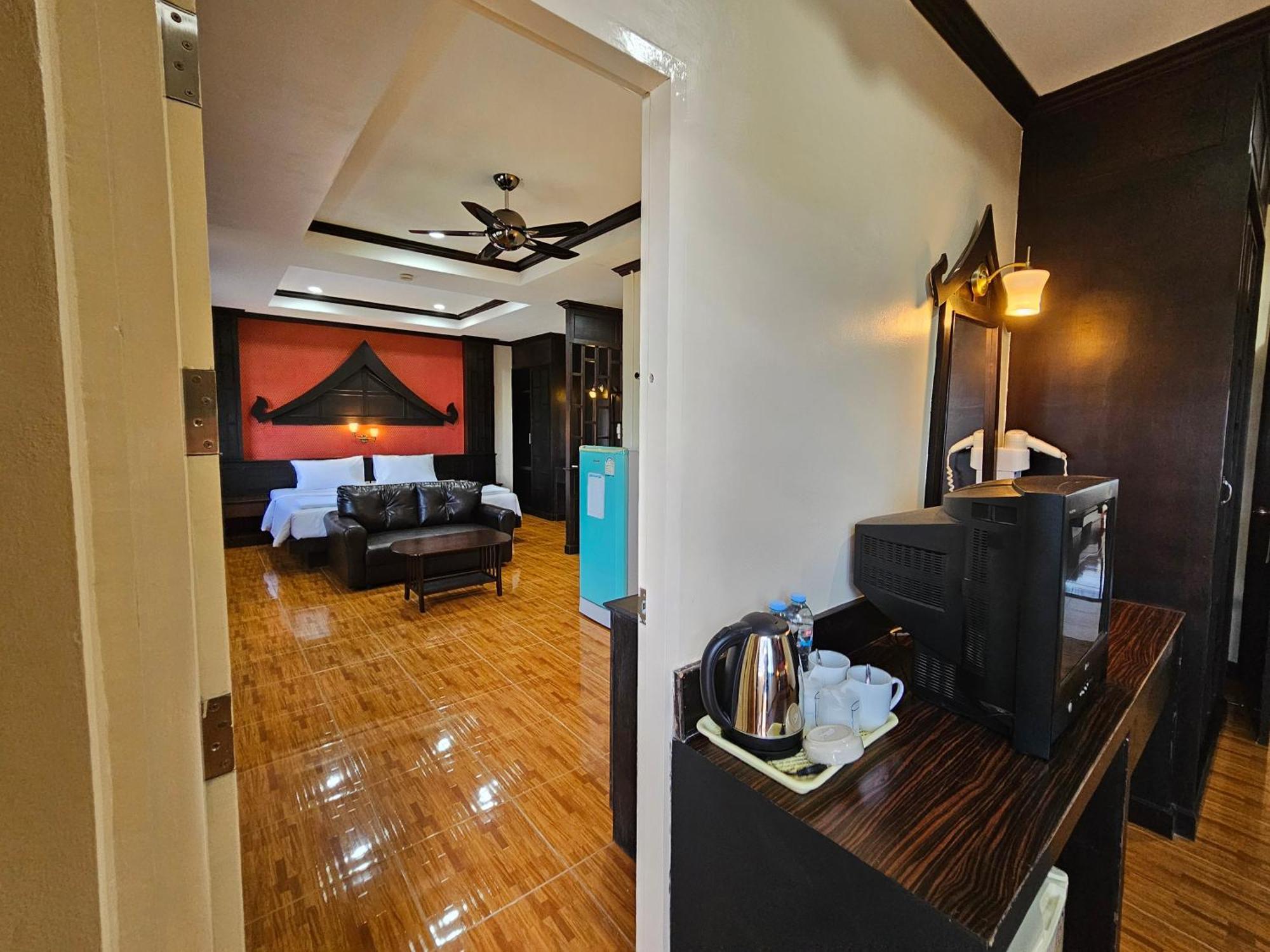 Nanai 2 Residence Patong Phuket Экстерьер фото